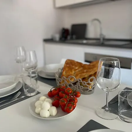 A Due Passi Dal Mare - Wi/fi-a/c アパート レーリチ