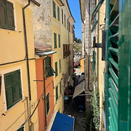 Апартаменты A Due Passi Dal Mare - Wi/fi-a/c Леричи