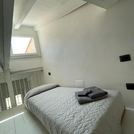 A Due Passi Dal Mare - Wi/fi-a/c Apartment