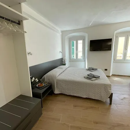 A Due Passi Dal Mare - Wi/fi-a/c Apartment *