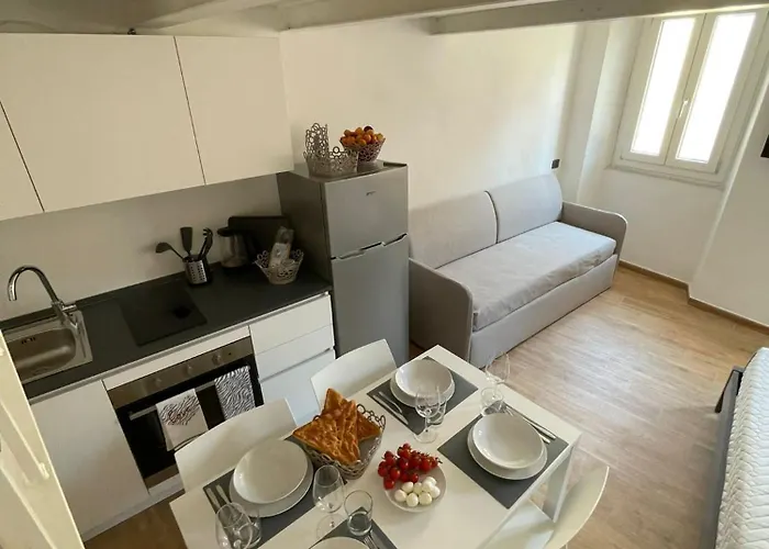 A Due Passi Dal Mare - Wi/fi-a/c Lerici